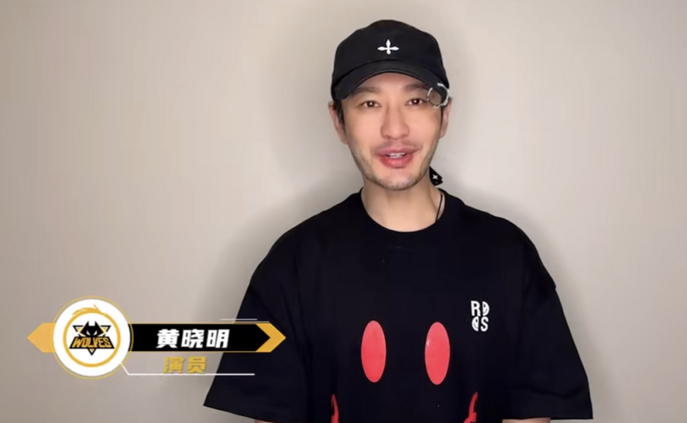 九游体育官网-东海朱雀队鏖战燕赵战狼队，游泳杯赛火力全开，转换速度占优。快速转换撕裂防线的简单介绍