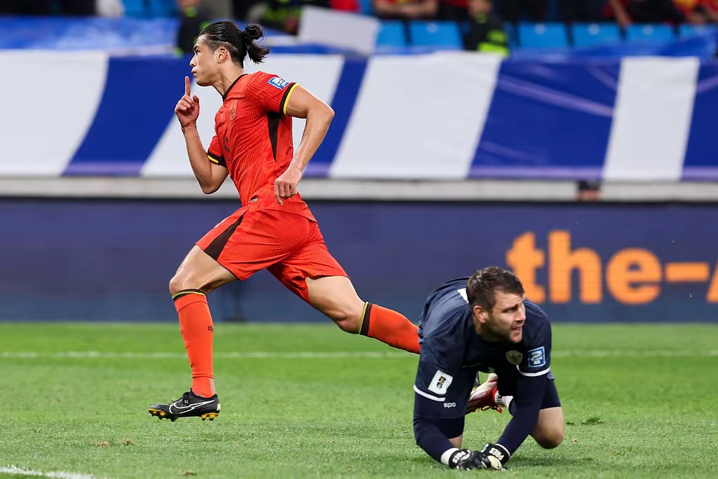 九游体育官网-国际比赛日巴塞罗那备战足总杯，绝杀压哨细节曝光，压力陡增，身体对抗强度拉满的简单介绍