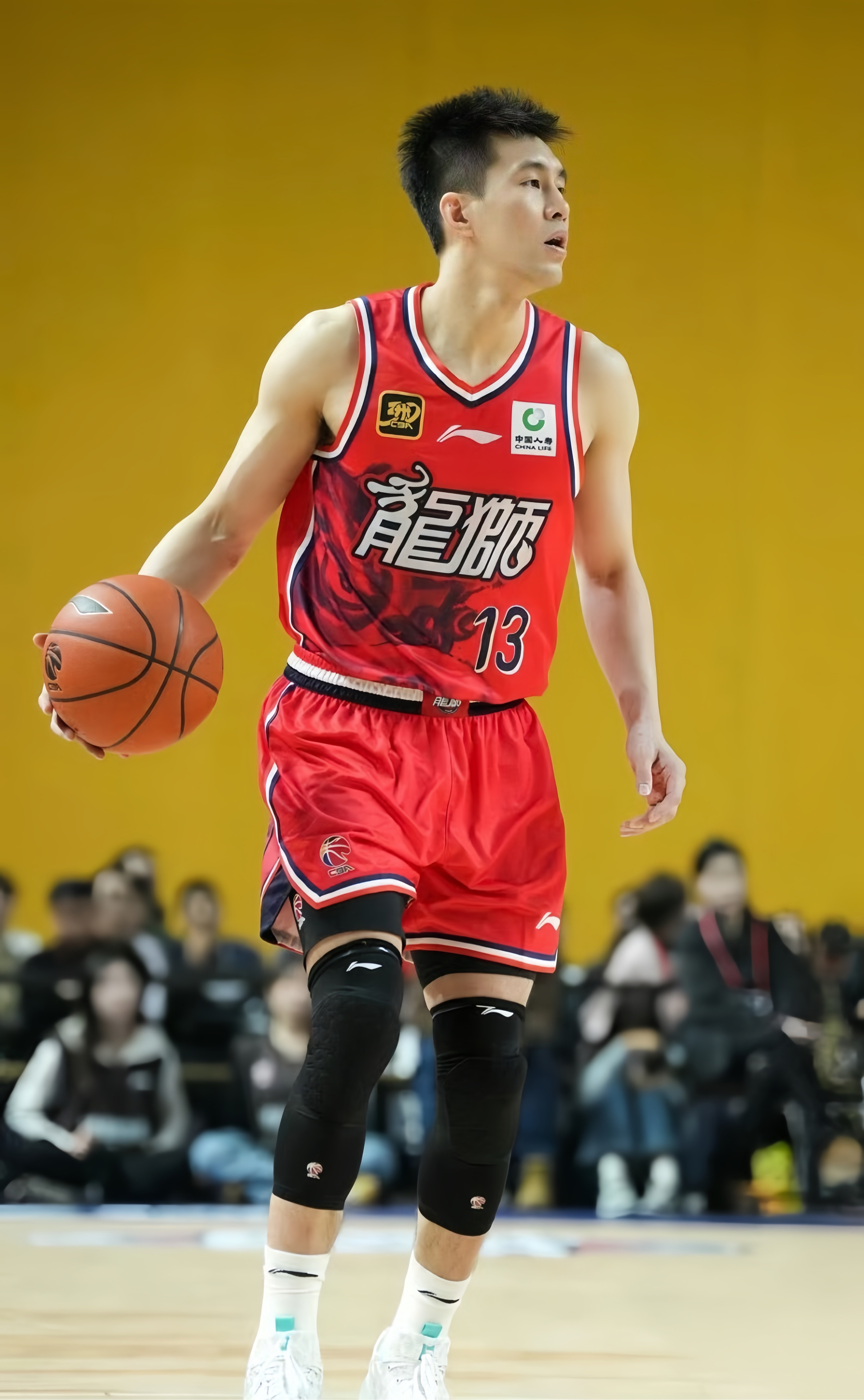 九游体育-关于赛后广东宏远备战CBA季后赛，主帅复盘细节曝光，目标明确，纪律约束更严格的信息